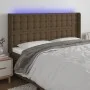 Cabecero con LED de tela marrón oscuro 203x16x118/128 cm de , Cabeceros y pies de cama - Ref: Foro24-3124507, Precio: 153,73 ...