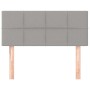 Kopfteil aus hellgrauem Stoff, 80 x 5 x 78/88 cm von , Kopf- und Fußteile - Ref: Foro24-346004, Preis: 38,53 €, Rabatt: %
