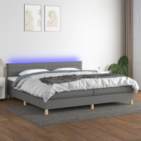 Cama box spring con colchón y LED tela gris oscuro 200x200 cm