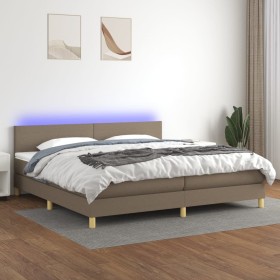 Cama box spring con colchón LED tela gris taupe 200x200 cm de , Camas y somieres - Ref: Foro24-3133585, Precio: 641,29 €, Des...