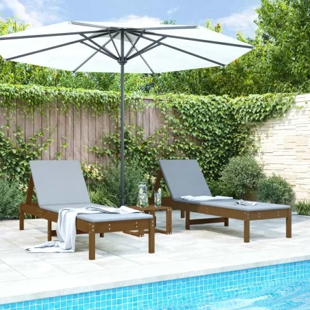 Tumbonas con mesa 2 uds madera maciza de pino marrón miel de , Tumbonas - Ref: Foro24-3157682, Precio: 239,62 €, Descuento: %