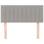 Kopfteil aus hellgrauem Stoff, 80 x 5 x 78/88 cm von , Kopf- und Fußteile - Ref: Foro24-346200, Preis: 31,35 €, Rabatt: %
