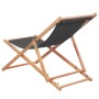 Silla de playa plegable de tela y estructura de madera gris