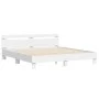 Estructura cama con cabecero madera ingeniería blanco 200x200cm de , Camas y somieres - Ref: Foro24-3207392, Precio: 133,32 €...