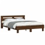 Cama con cabecero madera de ingeniería marrón roble 140x190 cm de , Camas y somieres - Ref: Foro24-3207440, Precio: 178,83 €,...