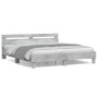Cama con cabecero madera ingeniería gris hormigón 200x200 cm de , Camas y somieres - Ref: Foro24-3207395, Precio: 160,17 €, D...