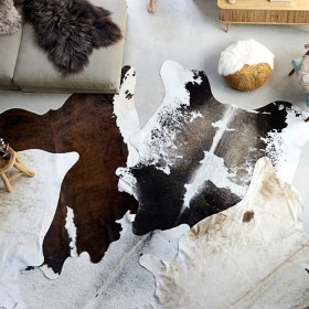 Teppich aus echtem schwarzem und weißem Rindsleder 180x220 cm von , Teppiche - Ref: Foro24-376702, Preis: 232,85 €, Rabatt: %