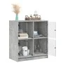 Nebenschrank mit grauen Glastüren und Betonoptik 68x37x75,5 cm. von , Sideboards - Ref: Foro24-836381, Preis: 75,20 €, Rabatt: %
