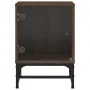 Mesita de noche con puerta de vidrio roble marrón 35x37x50 cm de , Mesitas de noche - Ref: Foro24-836530, Precio: 30,20 €, De...