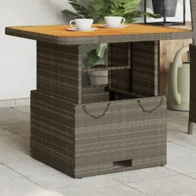 Synthetic rattan and gray acacia wood garden table 80x80x71 cm by , Garden tables - Ref: Foro24-368270, Price: 135,29 €, Disc...