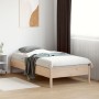 Estructura de cama madera maciza de pino 75x190 cm de , Camas y somieres - Ref: Foro24-842730, Precio: 73,35 €, Descuento: %