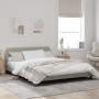Estructura de cama con cabecero terciopelo gris claro 160x200cm de , Camas y somieres - Ref: Foro24-373212, Precio: 166,87 €,...