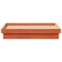 Estructura de cama LED madera maciza pino marrón cera 135x190cm de , Camas y somieres - Ref: Foro24-844422, Precio: 119,06 €,...