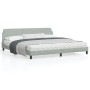 Estructura de cama con cabecero terciopelo gris claro 200x200cm de , Camas y somieres - Ref: Foro24-373252, Precio: 204,54 €,...