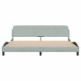 Estructura de cama con cabecero terciopelo gris claro 200x200cm de , Camas y somieres - Ref: Foro24-373252, Precio: 204,54 €,...