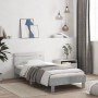 Betongraues Holzwerkstoffbett mit Kopfteil 100x200 cm von , Betten und Lattenroste - Ref: Foro24-838529, Preis: 91,08 €, Raba...