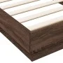 Bettgestell aus braunem Eichenholzwerkstoff, 90 x 200 cm von , Betten und Lattenroste - Ref: Foro24-839608, Preis: 101,26 €, ...