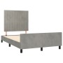 Estructura cama con cabecero terciopelo gris claro 120x190 cm de , Camas y somieres - Ref: Foro24-3270590, Precio: 184,50 €, ...