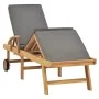 Sonnenliege mit massivem dunkelgrauen Teakholzkissen von vidaXL, Liegen - Ref: Foro24-48023, Preis: 282,17 €, Rabatt: %