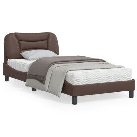 Bettgestell mit Kopfteil aus braunem Kunstleder 90x200cm von , Betten und Lattenroste - Ref: Foro24-3207976, Preis: 162,65 €,...