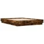 Estructura de cama madera de ingeniería roble ahumado 135x190cm de , Camas y somieres - Ref: Foro24-3209881, Precio: 128,36 €...