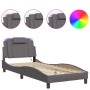 Bettgestell mit LED-Leuchten, graues Kunstleder, 90 x 190 cm von , Betten und Lattenroste - Ref: Foro24-3213990, Preis: 153,6...