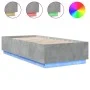 Bettgestell mit LED-Leuchten, betongraues Holz, 100 x 200 cm von , Betten und Lattenroste - Ref: Foro24-3209628, Preis: 131,9...