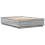 Sonoma-grauer Holzwerkstoff-Bettrahmen 140 x 200 cm von , Betten und Lattenroste - Ref: Foro24-3209707, Preis: 154,93 €, Raba...