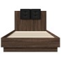 Cama con cabecero madera de ingeniería marrón roble 90x200 cm de , Camas y somieres - Ref: Foro24-3209946, Precio: 150,17 €, ...