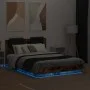 Estructura cama con cabecero luces LED roble ahumado 120x190 cm de , Camas y somieres - Ref: Foro24-3210056, Precio: 176,81 €...