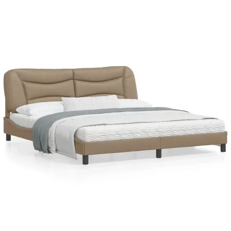 Estructura de cama con luz LED cuero PE capuchino 180x200 cm de , Camas y somieres - Ref: Foro24-3213952, Precio: 266,01 €, D...