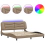 Estructura de cama con luz LED cuero PE capuchino 180x200 cm de , Camas y somieres - Ref: Foro24-3213952, Precio: 242,73 €