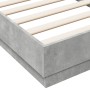 Betongrauer Bettrahmen aus Holzwerkstoff, 90 x 190 cm von , Betten und Lattenroste - Ref: Foro24-839633, Preis: 85,10 €, Raba...
