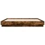 Estructura de cama con luces LED roble ahumado 200x200 cm de , Camas y somieres - Ref: Foro24-3209769, Precio: 155,90 €, Desc...