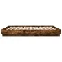 Estructura de cama con luces LED roble ahumado 200x200 cm de , Camas y somieres - Ref: Foro24-3209769, Precio: 155,90 €, Desc...