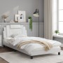 Estructura de cama cabecero cuero sintético blanco 100x200 cm de , Camas y somieres - Ref: Foro24-3208076, Precio: 145,24 €