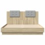 Cama con cabecero madera de ingeniería roble Sonoma 140x200 cm de , Camas y somieres - Ref: Foro24-3209921, Precio: 170,49 €,...