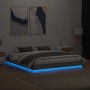 Bettgestell mit LED-Lichtern in Sonoma-Grau 180x200 cm von vidaXL, Betten und Lattenroste - Ref: Foro24-3209777, Preis: 192,7...