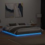 Estructura de cama con luces LED gris Sonoma 180x200 cm