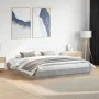 Estructura de cama con luces LED gris hormigón 200x200 cm de vidaXL, Camas y somieres - Ref: Foro24-3209768, Precio: 155,56 €...