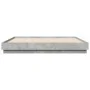 Estructura de cama madera de ingeniería gris hormigón 200x200cm de vidaXL, Camas y somieres - Ref: Foro24-3209831, Precio: 13...