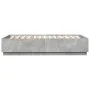 Estructura de cama madera de ingeniería gris hormigón 150x200cm de vidaXL, Camas y somieres - Ref: Foro24-3209698, Precio: 15...