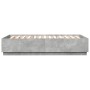Estructura de cama madera de ingeniería gris hormigón 150x200cm de vidaXL, Camas y somieres - Ref: Foro24-3209698, Precio: 15...
