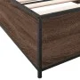 Brown oak metal engineered wood bed frame 90x200 cm by vidaXL, Beds and slatted bases - Ref: Foro24-845115, Price: 72,27 €, D...