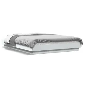 White engineered wood bed frame with LED 140x200 cm by vidaXL, Beds and slatted bases - Ref: Foro24-3281098, Price: 187,13 €,...