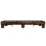 Estructura cama madera ingeniería metal roble ahumado 140x200cm de vidaXL, Camas y somieres - Ref: Foro24-845859, Precio: 107...