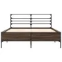 Oak brown metal engineered wood bed frame 140x190 cm by vidaXL, Beds and slatted bases - Ref: Foro24-3280081, Price: 138,33 €...