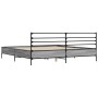 Estructura cama madera ingeniería metal gris Sonoma 180x200 cm de vidaXL, Camas y somieres - Ref: Foro24-3280060, Precio: 156...