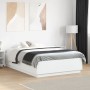 Weißer Bettrahmen aus Holzwerkstoff mit LED, 135 x 190 cm von vidaXL, Betten und Lattenroste - Ref: Foro24-3209646, Preis: 17...