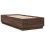 Estructura de cama madera de ingeniería roble marrón 90x200 cm de vidaXL, Camas y somieres - Ref: Foro24-3209729, Precio: 118...